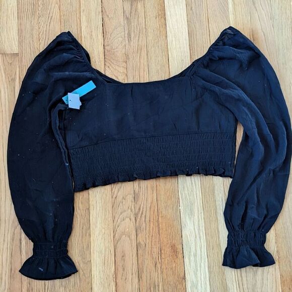 Abound Black sweetheart peasant long sleeve crop top NWT - Picture 2 of 5